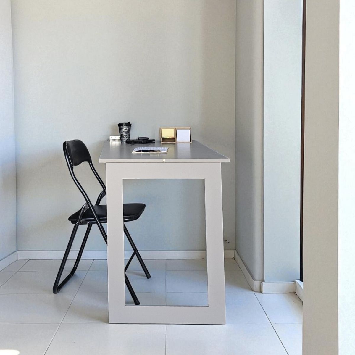 Fold Up Wall Mounted Desk & Blackboard 100x60cm